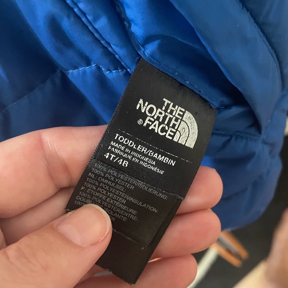 North Face Jacket 4t - Picture 4 of 4